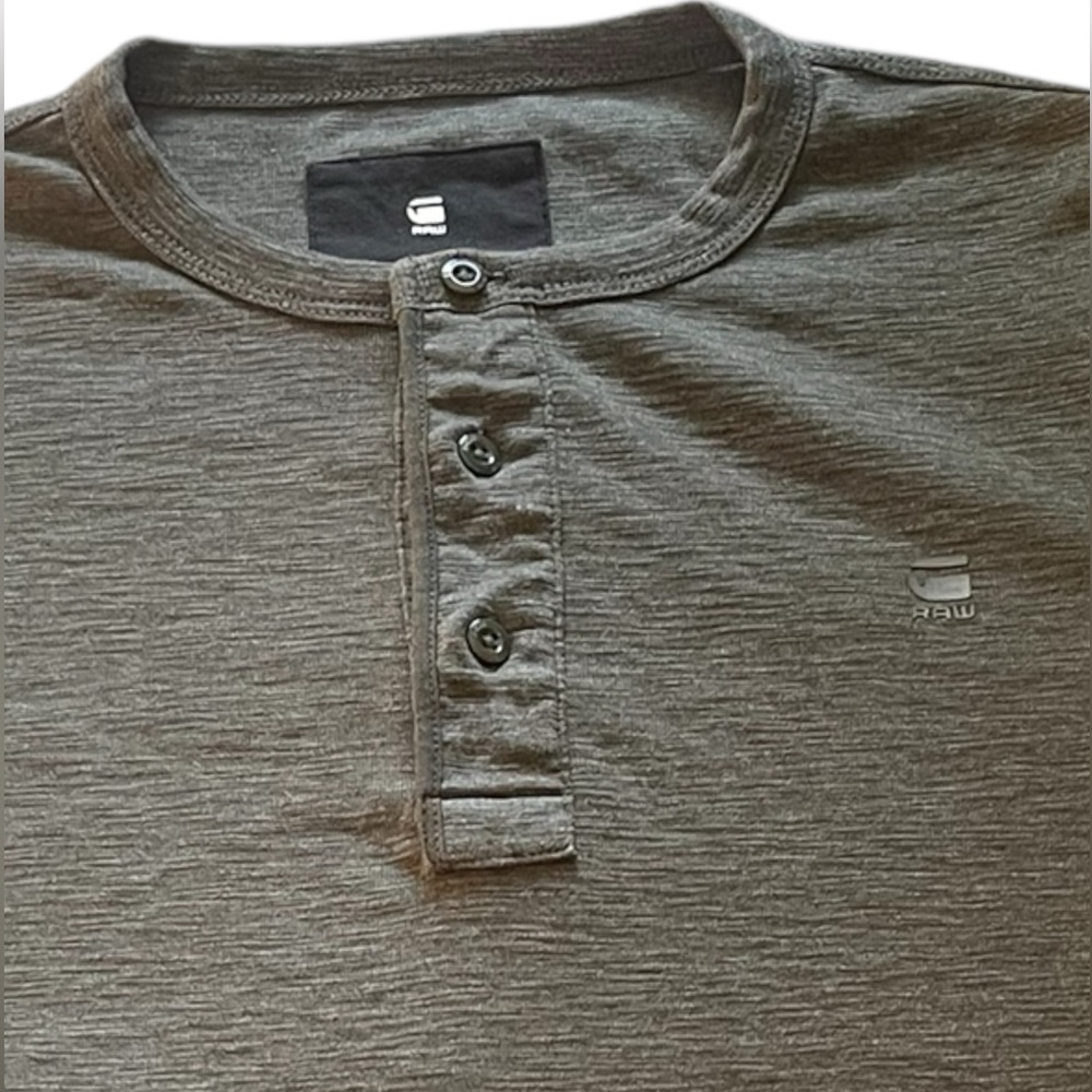 G-Star
G Star Raw Shirt Dark Gray Henley Long Sleeves
Size Small - Picture 8 of 8